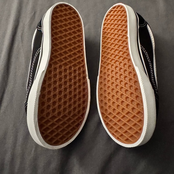 Vans Kids Black and White Classic Sneakers - Picture 5 of 10
